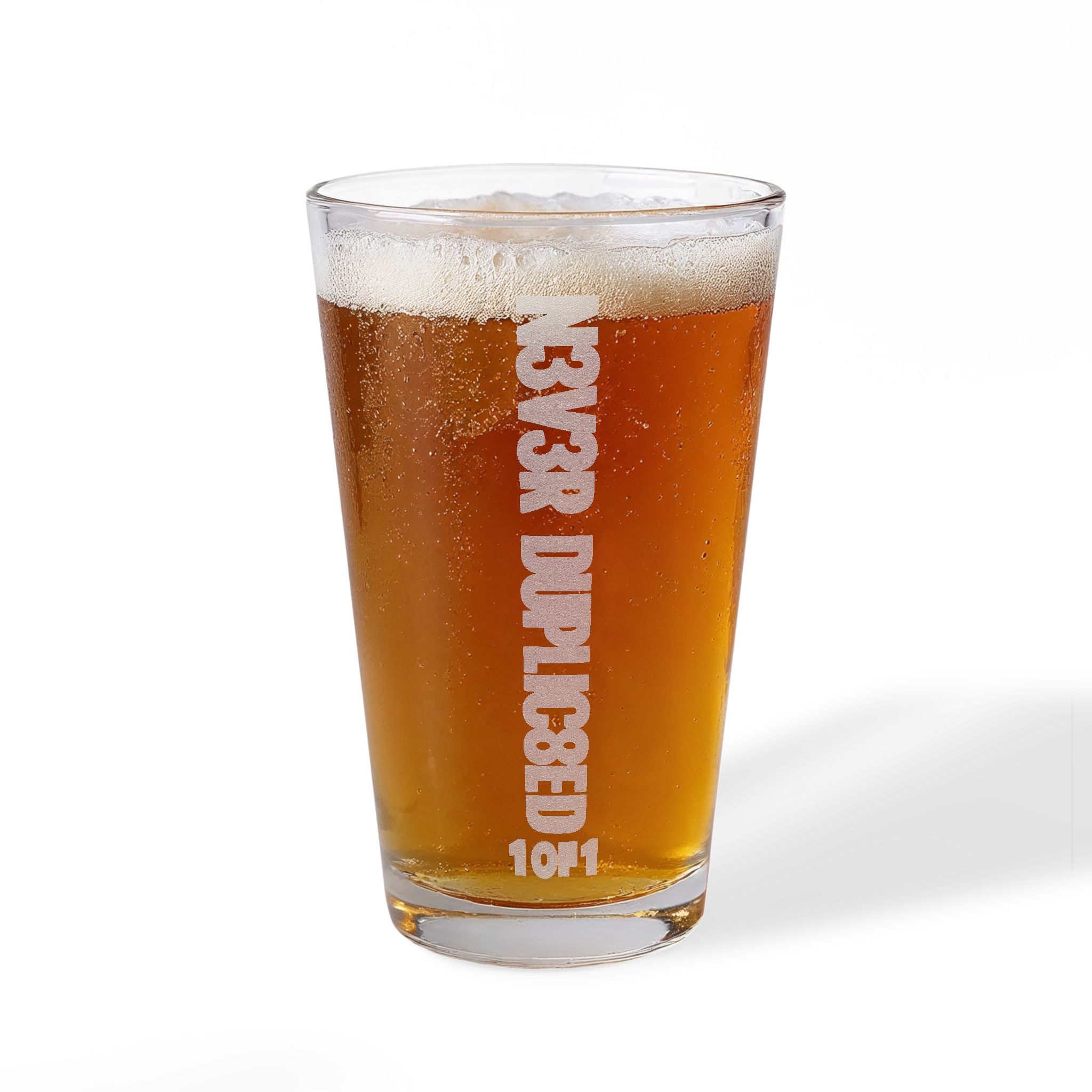 16oz Engraved Pint Glass – Vertical Drip Cross Design